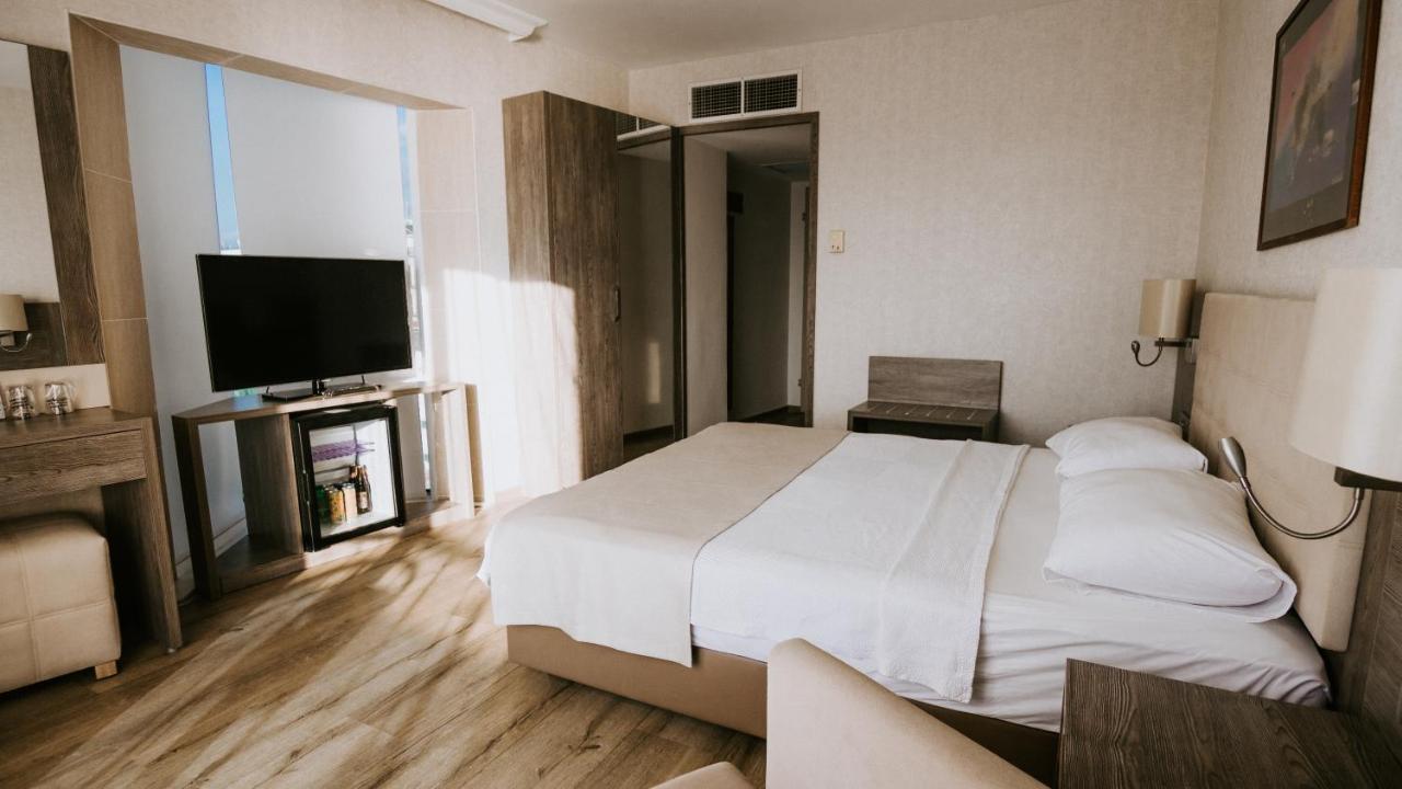 Faustina & 4* Kusadasi