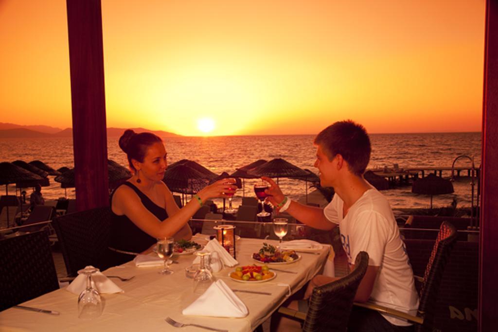 Faustina & Otel Kuşadası