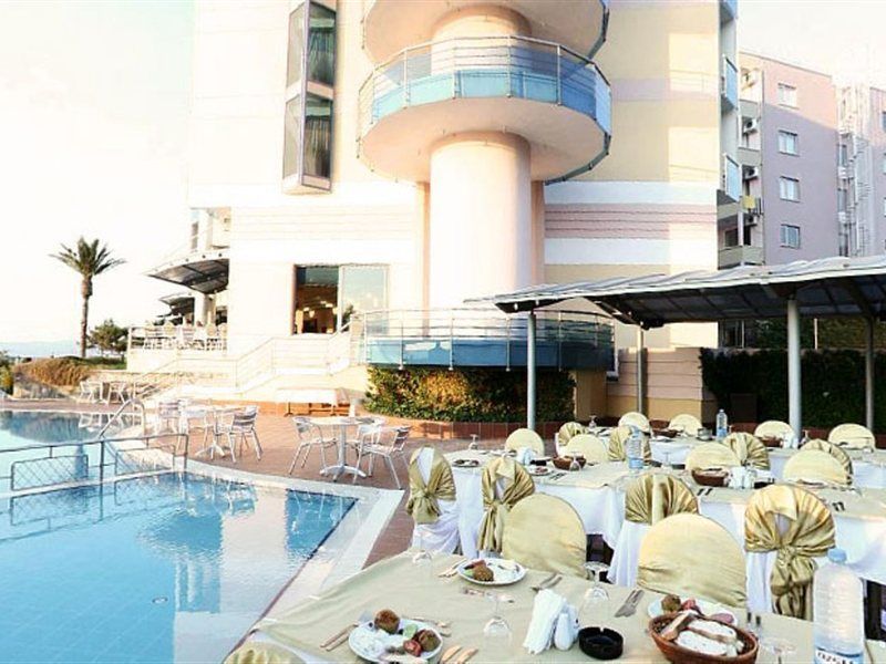 Otel Faustina & 4*