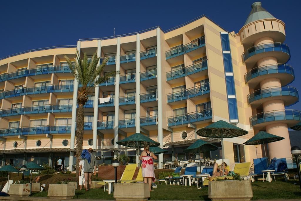 Faustina & Kuşadası