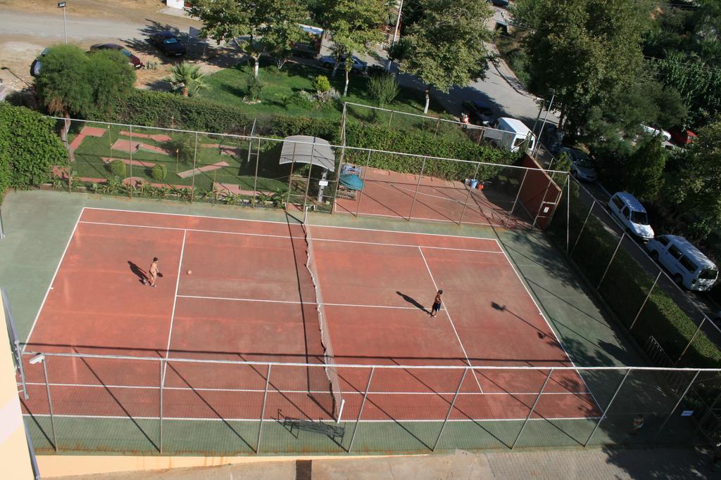 Otel Faustina & 4*